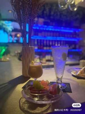 大阪市中央区のスナック BAR 81の写真